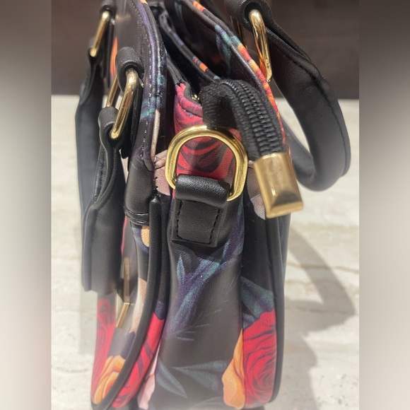 Multipurpose multicolor Roses Classy Clutch - Picture 4 of 4